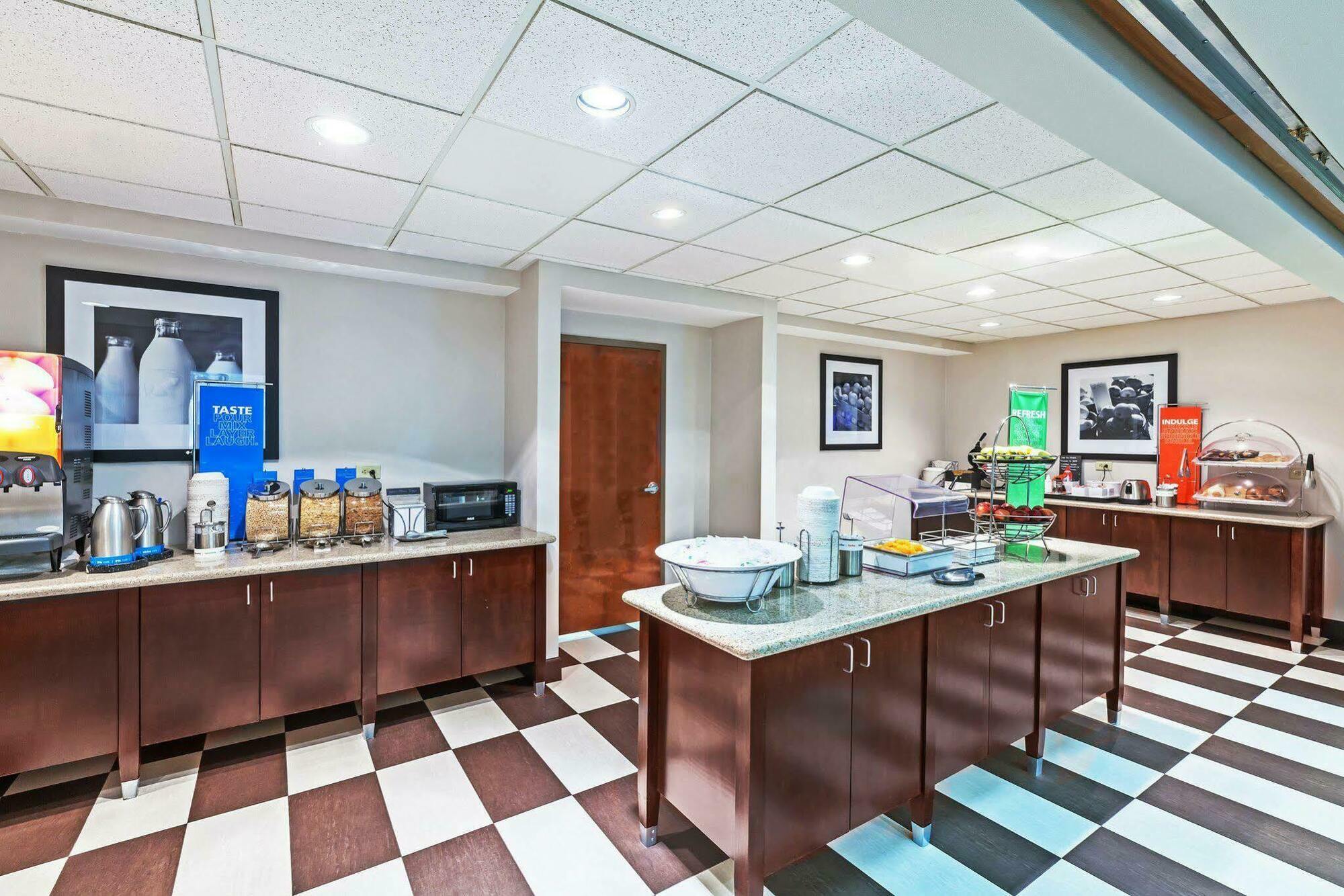 Hampton Inn & Suites Houston-Westchase Εξωτερικό φωτογραφία